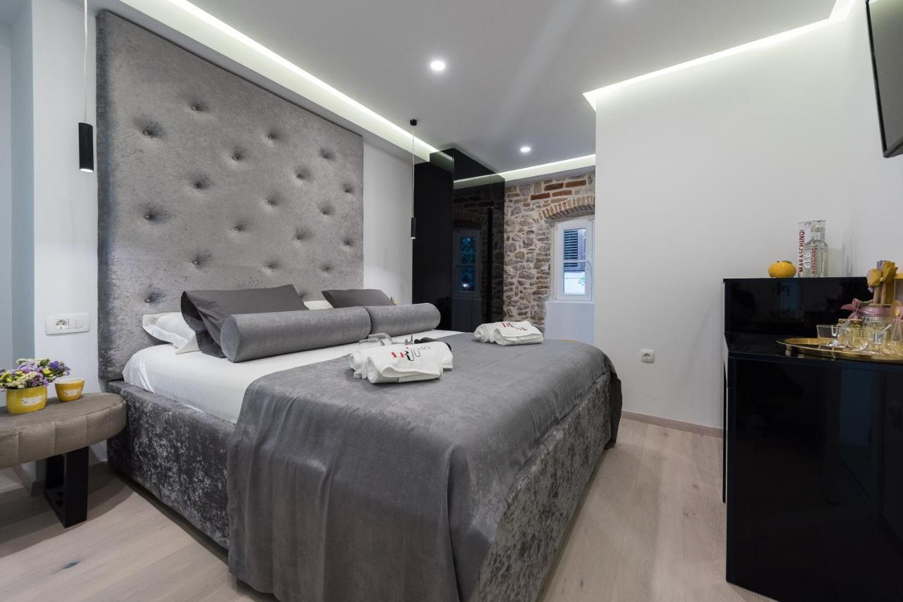 10 Heritage Apartment