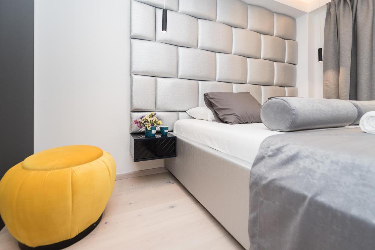 10 Heritage Apartment